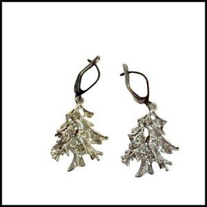 Vintage Avante Christmas Tree‎ Silver Tone Earrings